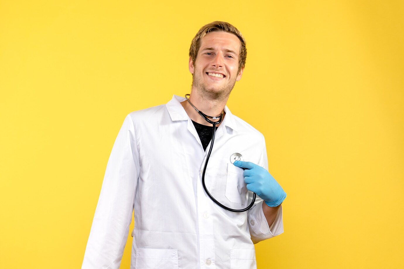 Dr. Alejandro Ramírez